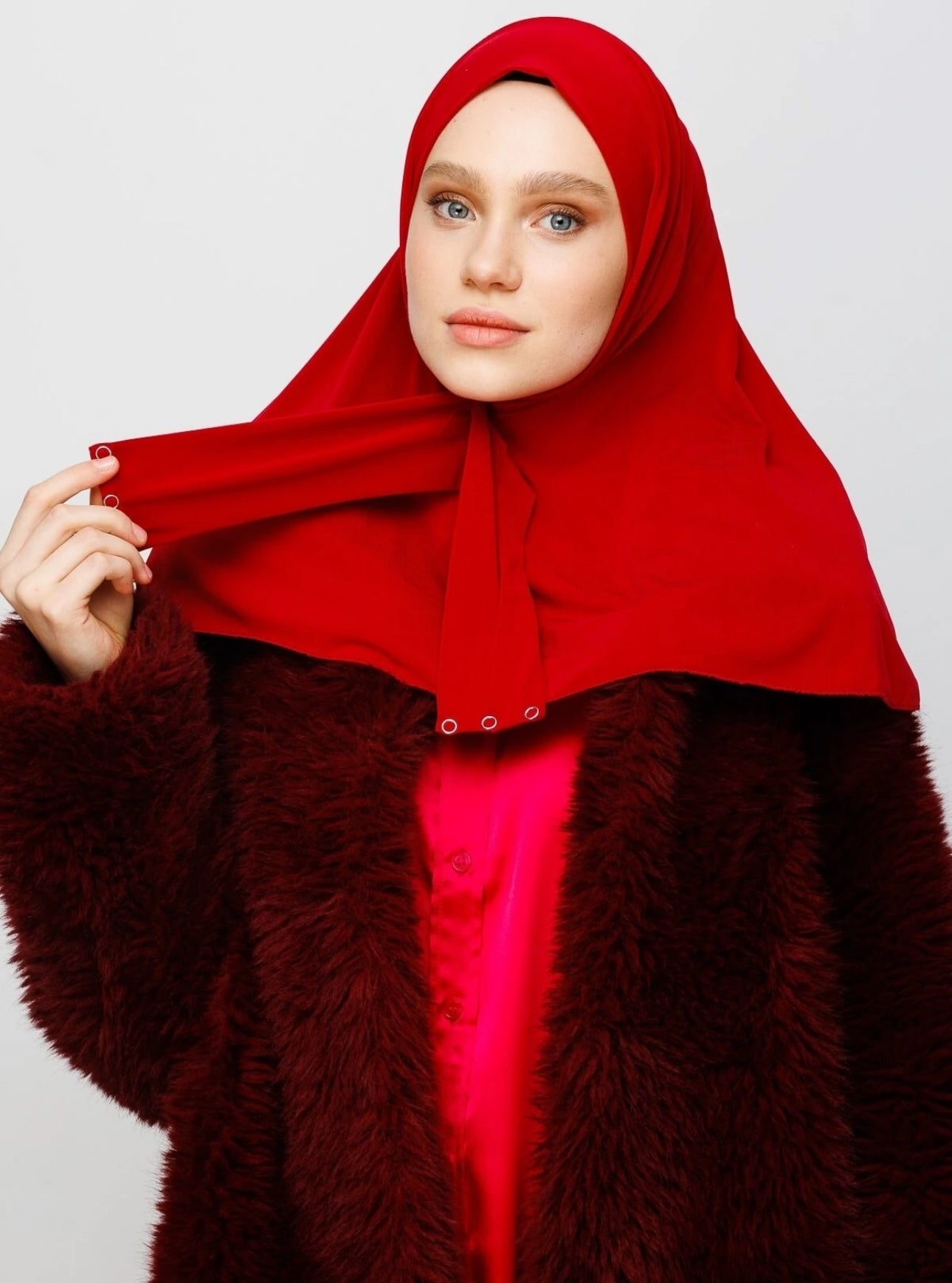 Roter Fertigschal